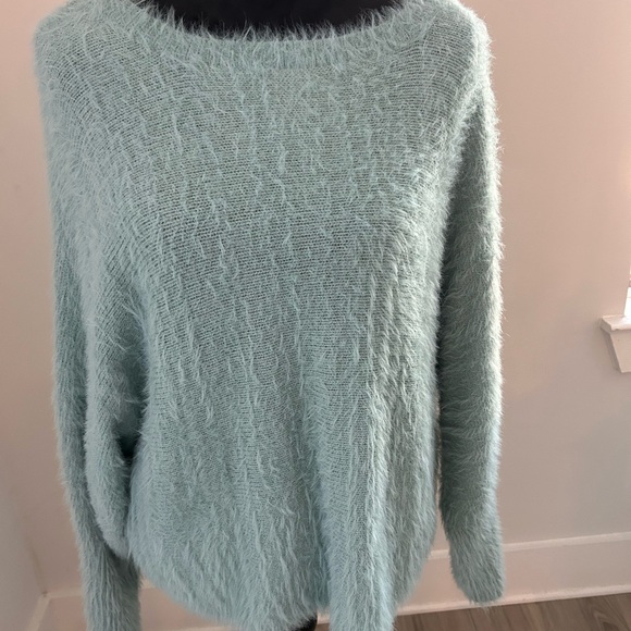 If it Were Me Fuzzy Oversized Sweater - Light Green Mint Size L Super Soft - Picture 1 of 7
